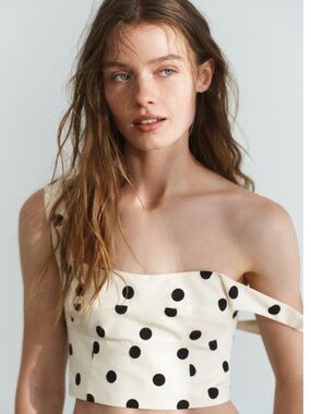 Zara Polka Dot One-Shoulder Crop tank in Cream and Black